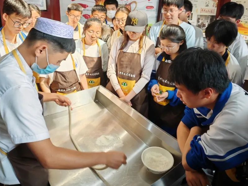 【实践教育】一条河一架桥 一碗面一座城——2024高一年级京外社会实践甘肃分队纪实报道六 