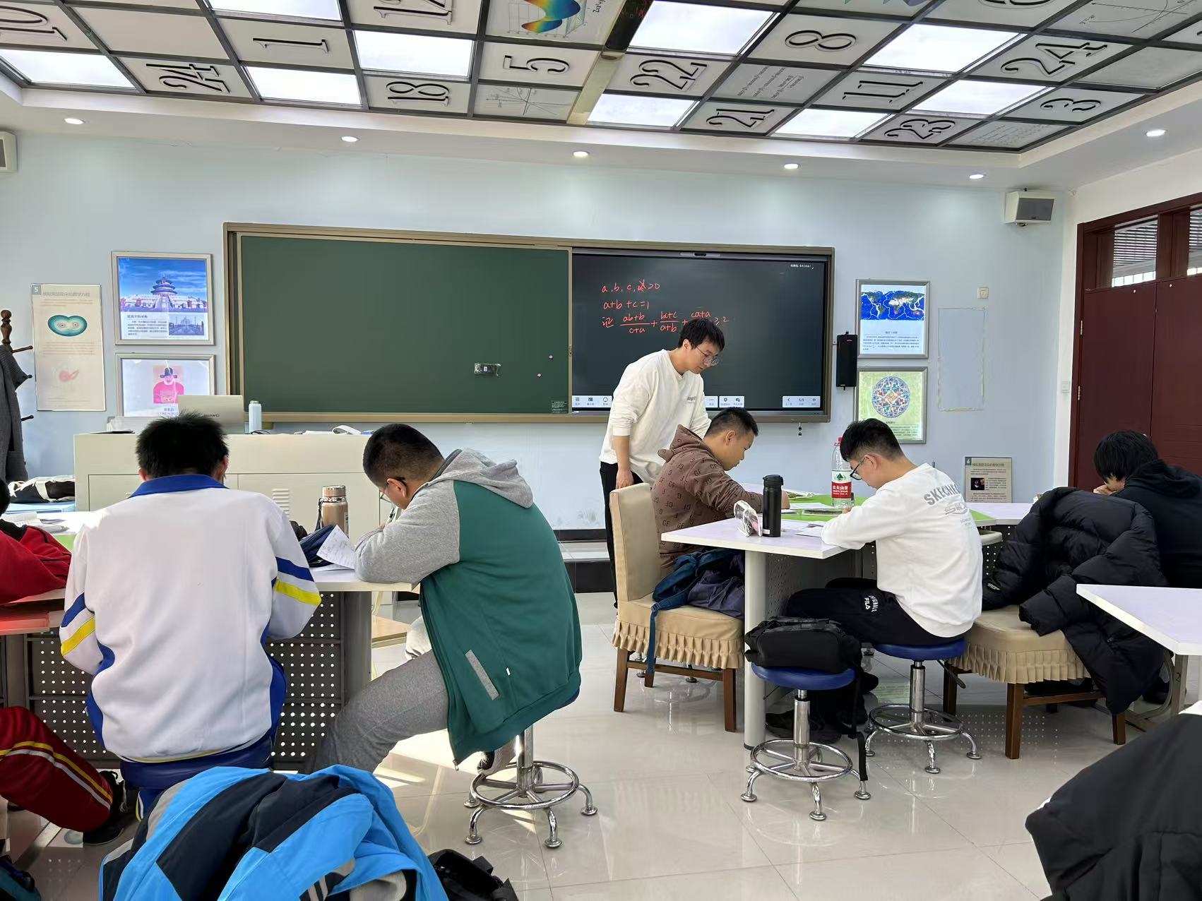 数学课程设置——郑晓超